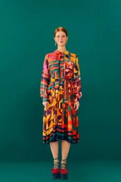 Farm Rio Graphic Scarves Shirtdress -Farm Rio Dress Shop 303921 02