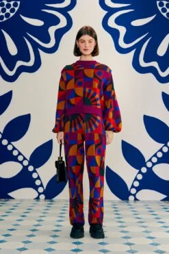 Farm Rio Graphic Toucans Sweater Pants -Farm Rio Dress Shop 303996 01