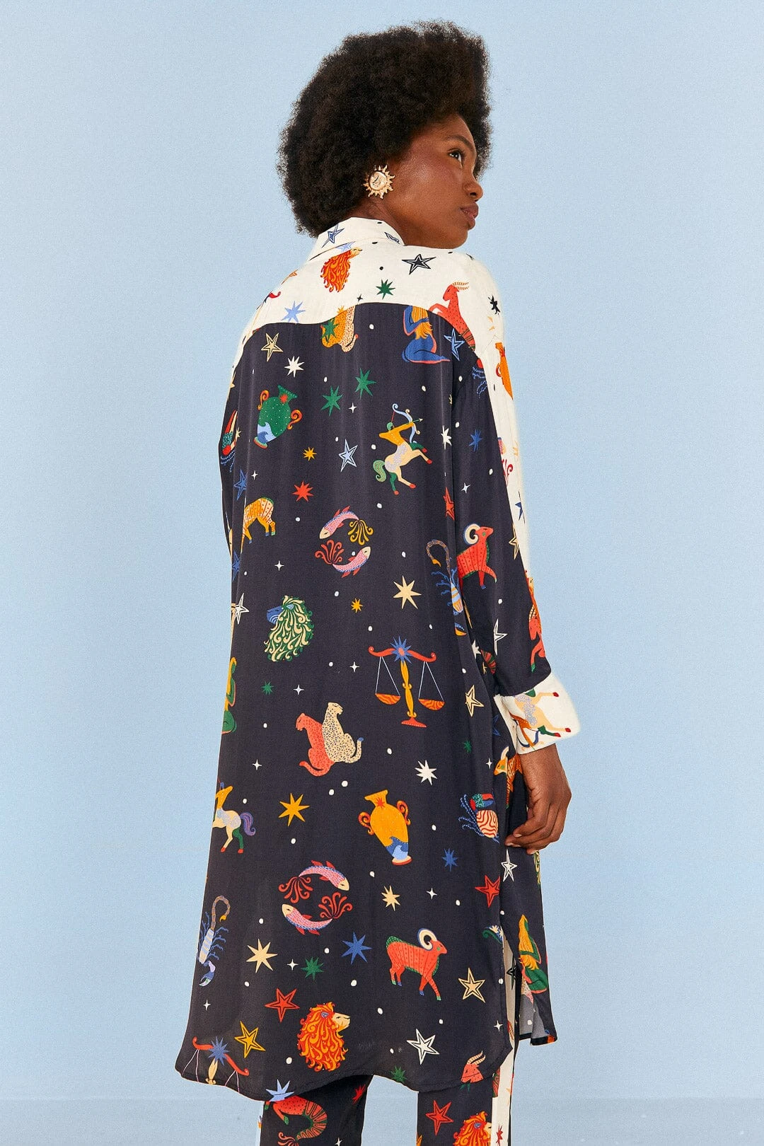 Farm Rio Zodiac Lenzing™ Ecovero™ Viscose Shirtdress 3 Farm Rio Zodiac Lenzing™ Ecovero™ Viscose Shirtdress