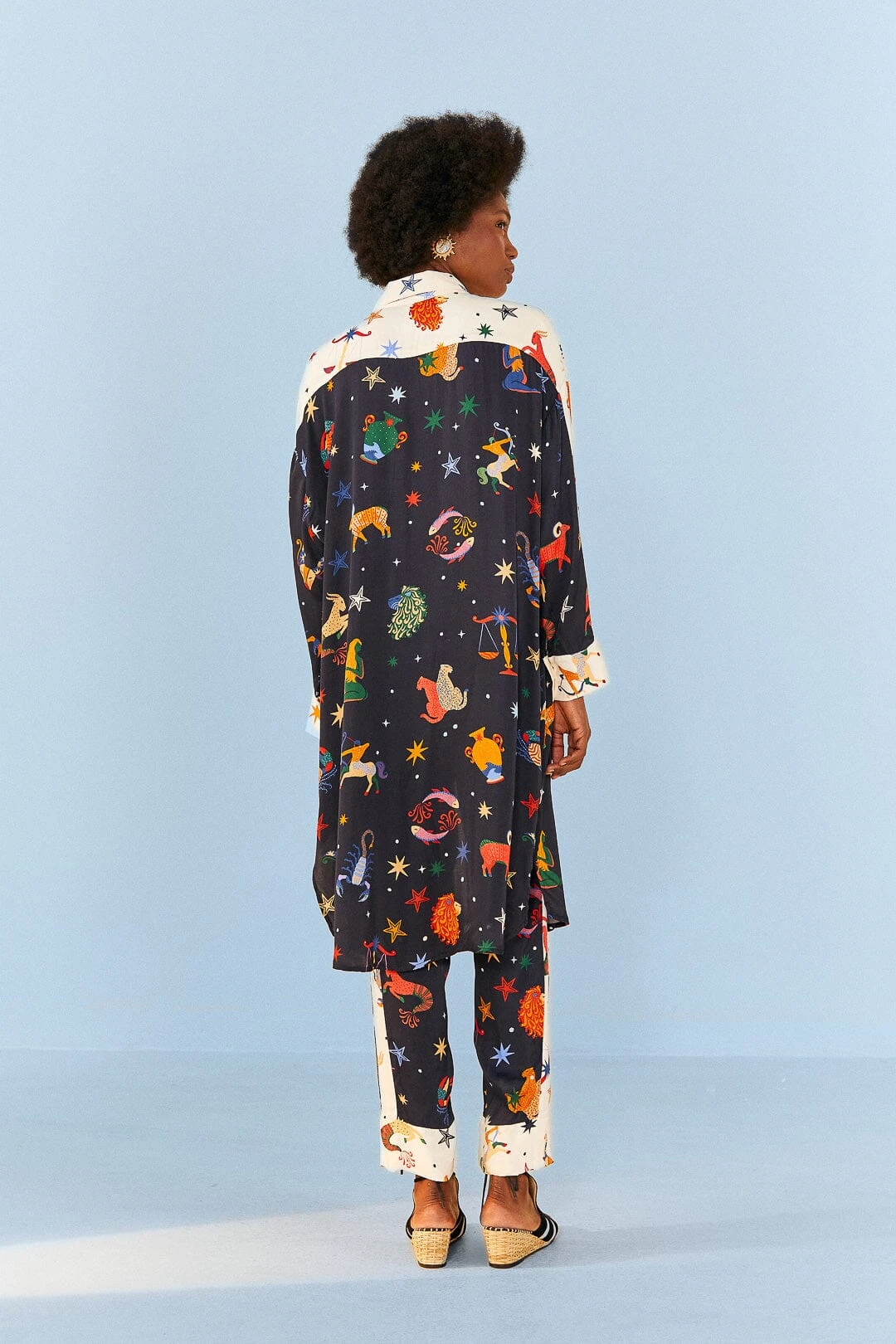 Farm Rio Zodiac Lenzing™ Ecovero™ Viscose Shirtdress 6 Farm Rio Zodiac Lenzing™ Ecovero™ Viscose Shirtdress - Image 4