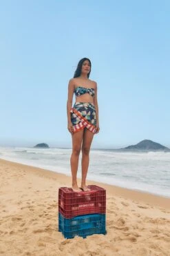 Farm Rio Ombre Graphic Toucans Cover Up