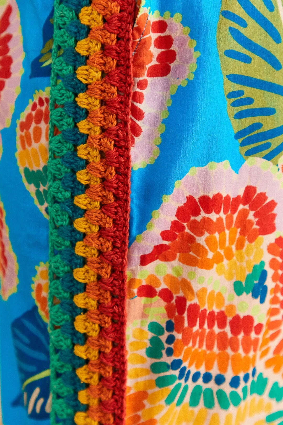 Farm Rio Dewdrop Spectrum Pants 7 Farm Rio Dewdrop Spectrum Pants - Image 5