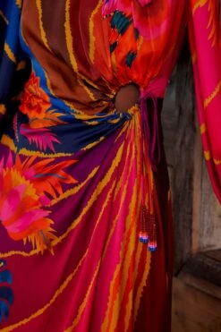 Farm Rio Vintage Wave Circle Cut-Out Midi Dress -Farm Rio Dress Shop 312373 04