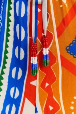 Farm Rio Off-White Pitta Colors Shorts 12 Farm Rio Off-White Pitta Colors Shorts -Farm Rio Dress Shop 313676 05